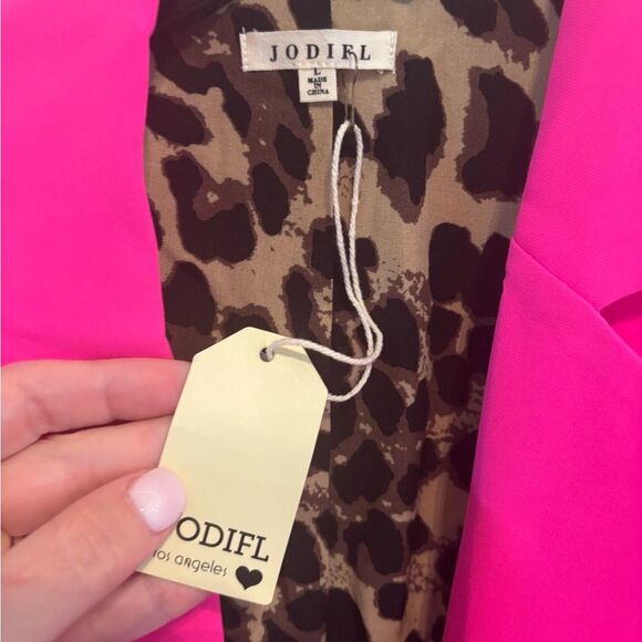 JODIFL Vibrant Pink Blazer with Leopard Print Lining - Picture 3 of 5